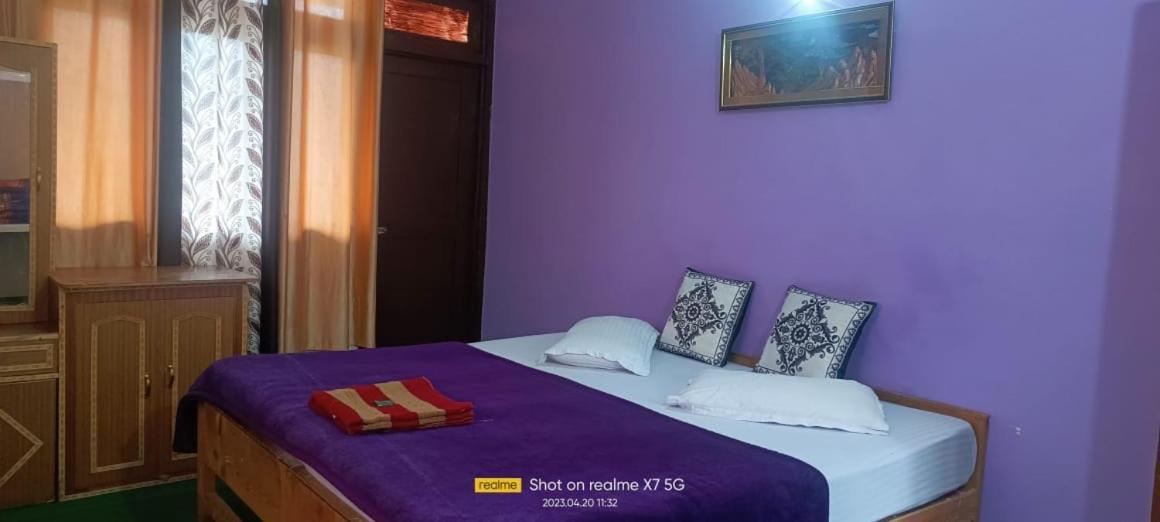 Debbhumi Regency Hotel Sangla Exterior photo