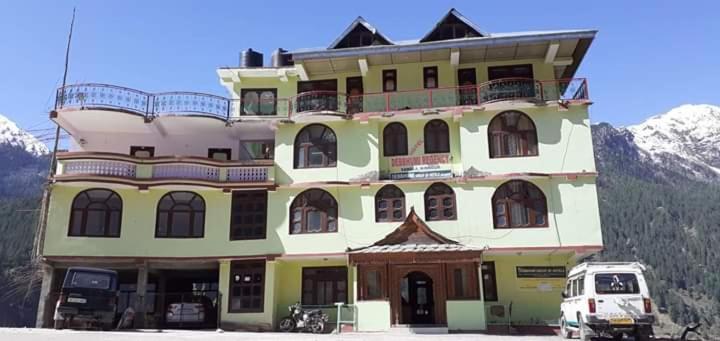Debbhumi Regency Hotel Sangla Exterior photo